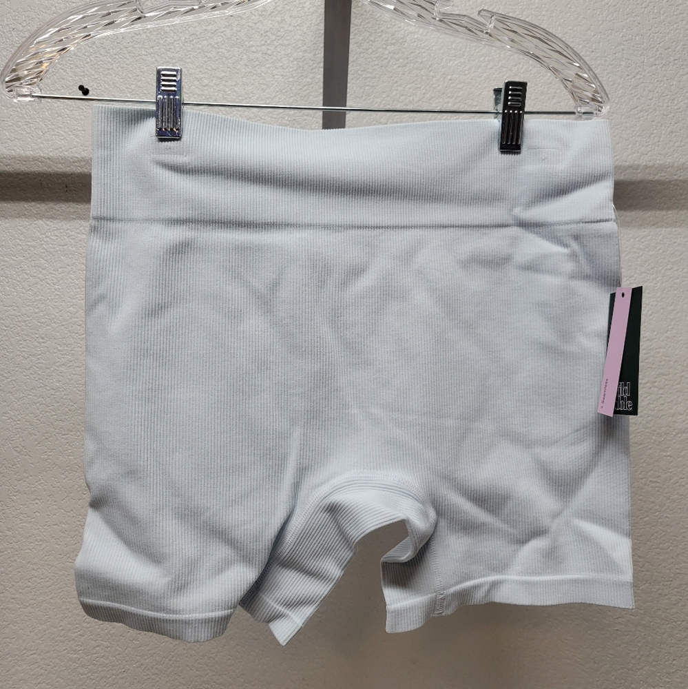 Wild Fable Women's Ribbed Bike Shorts Light Blue Large NWT